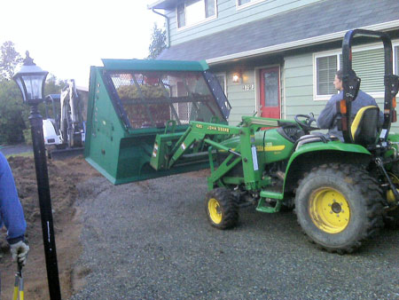 Bucket tractor and the PVG-12V